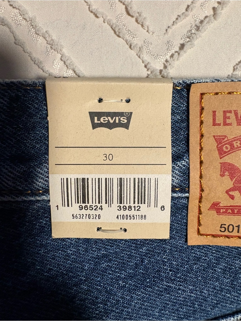 Levi's Distressed Blue Denim Jean Shorts - Picture 3 of 3